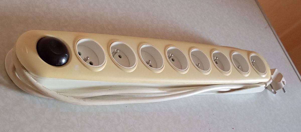 Multiprises 8 sorties