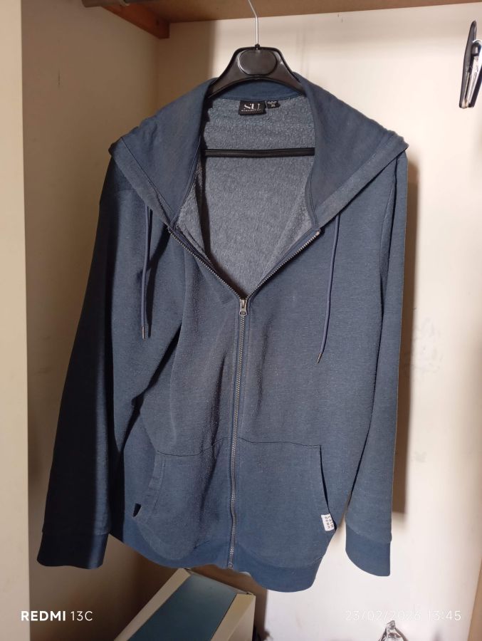 Veste gilet bleu marine à capuche